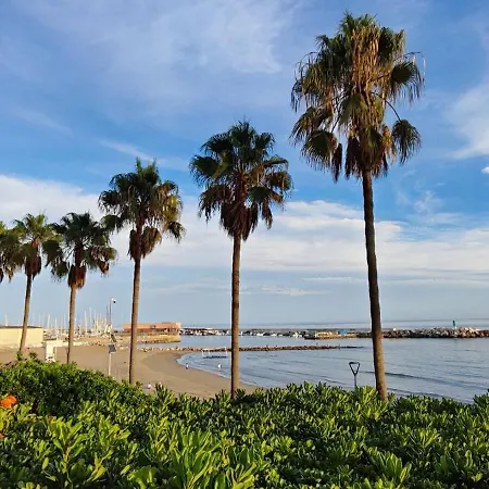 Marbella Suite Марбелья